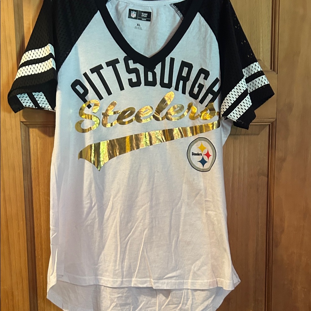 NFL Pittsburgh Steelers Women's V-Neck Tee - Black, White, Gold